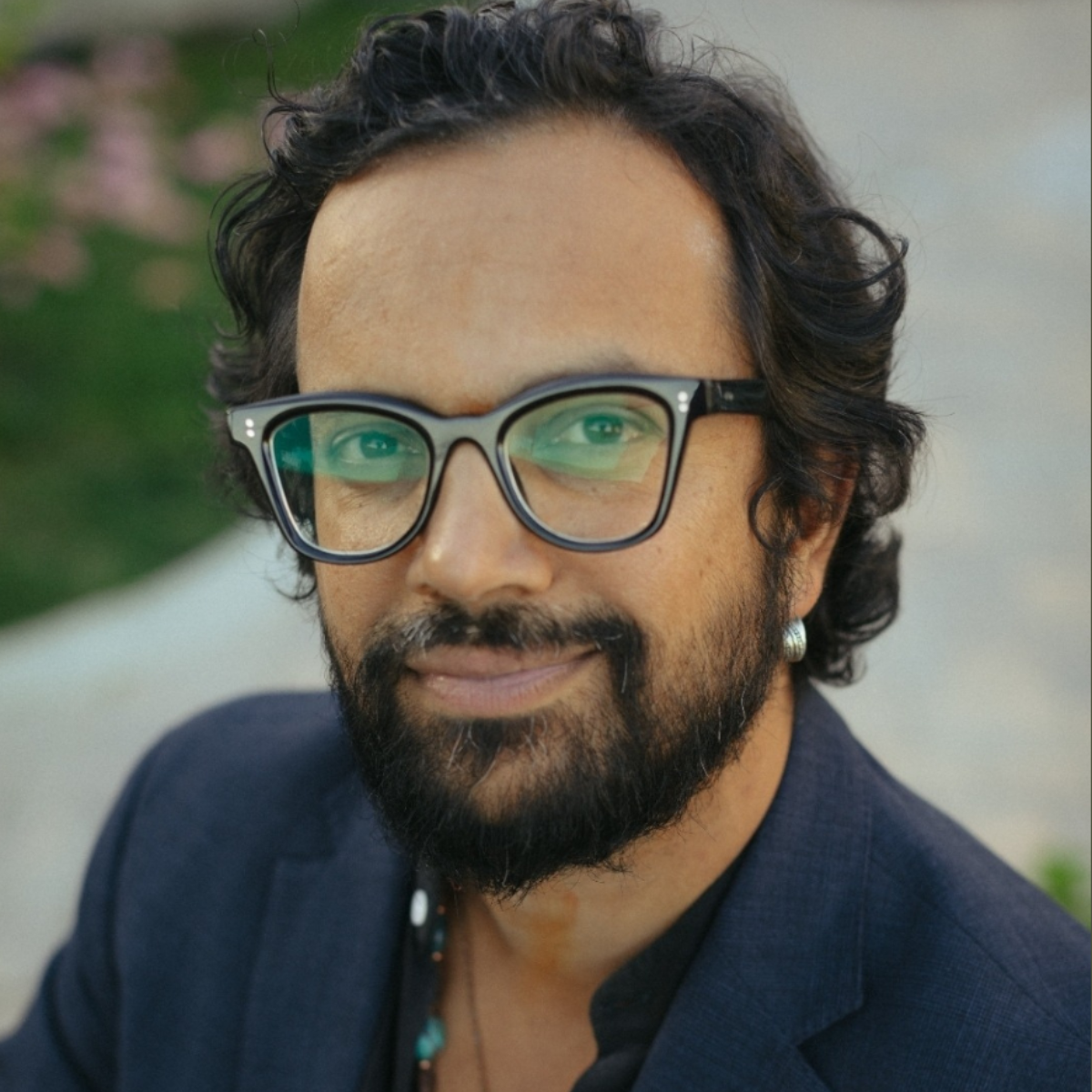 Dr. Dushyant Viswanathan